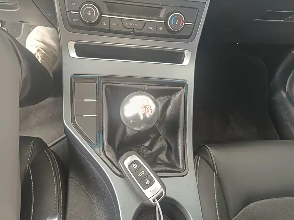 Geely Emgrand — миниатюра 14