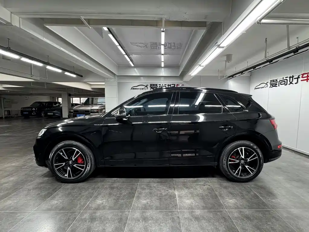 Audi Q5L — миниатюра 4