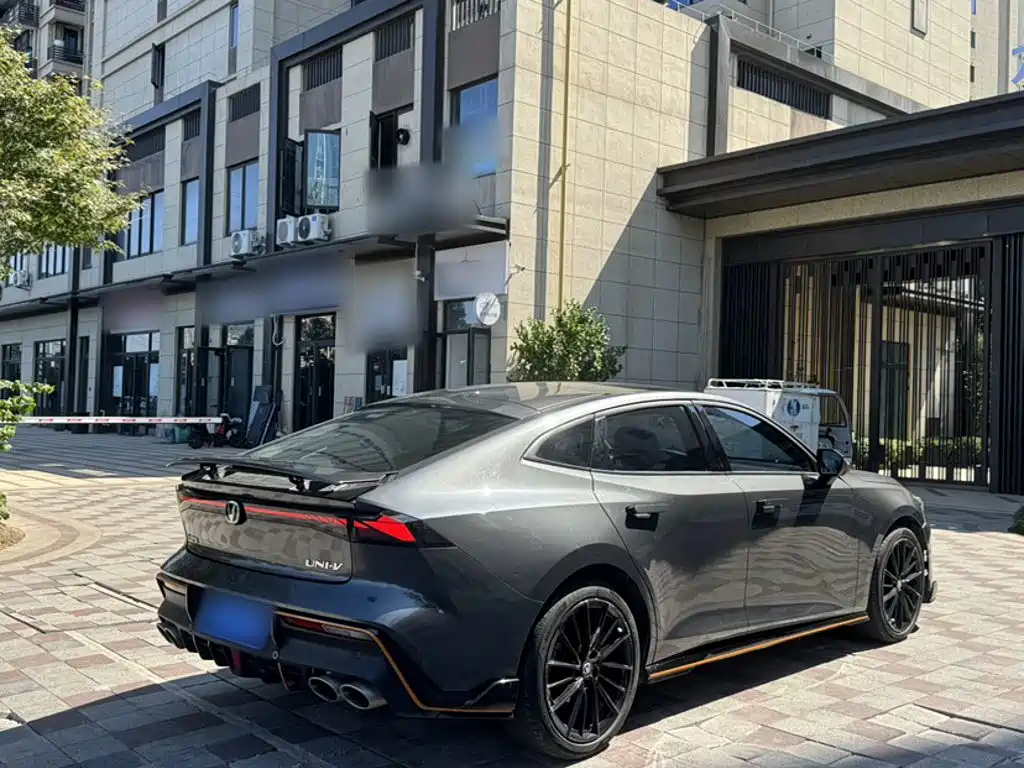 Changan UNI-V — миниатюра 11
