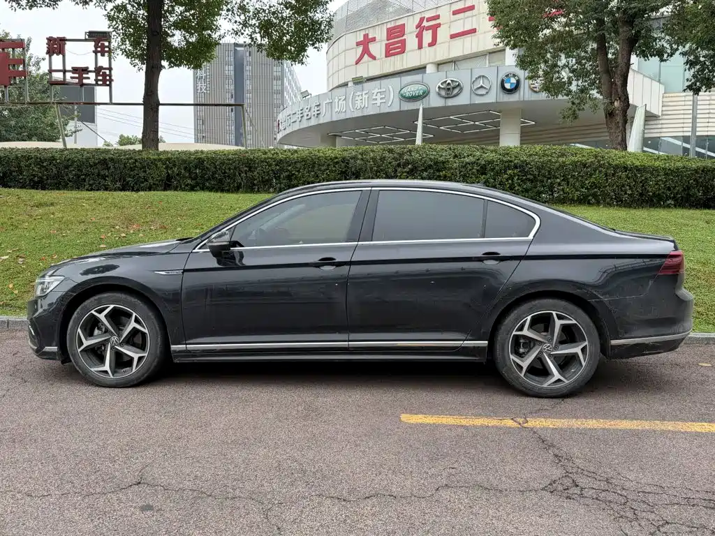 Volkswagen Magotan — миниатюра 3