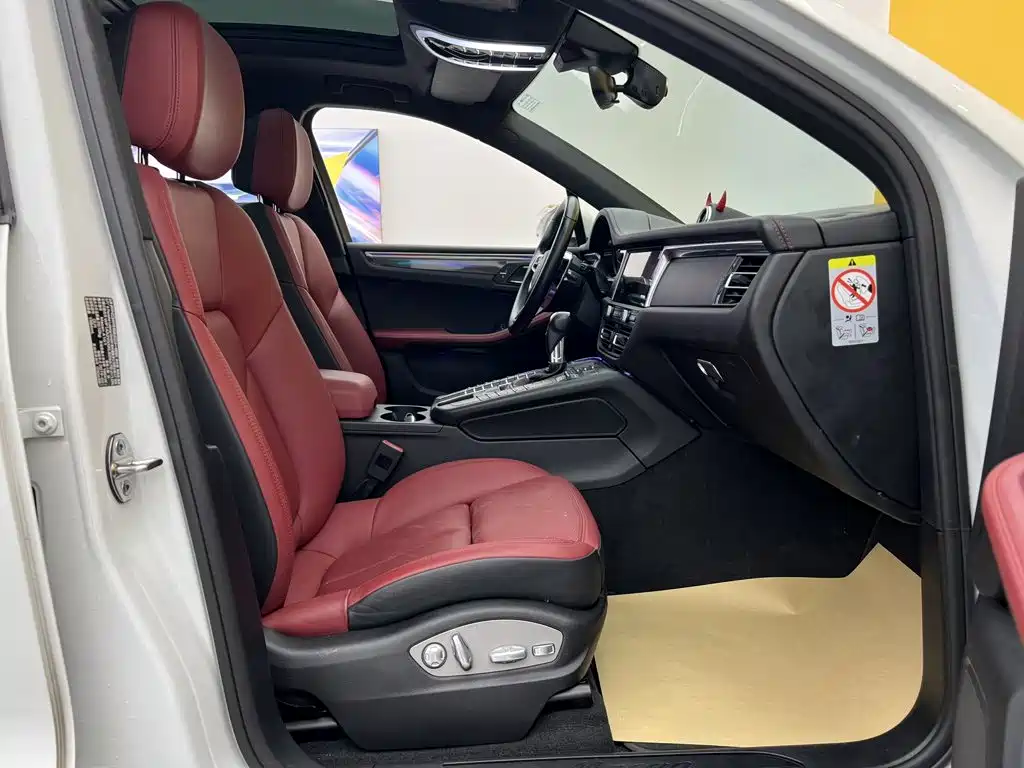 Porsche Macan — миниатюра 20