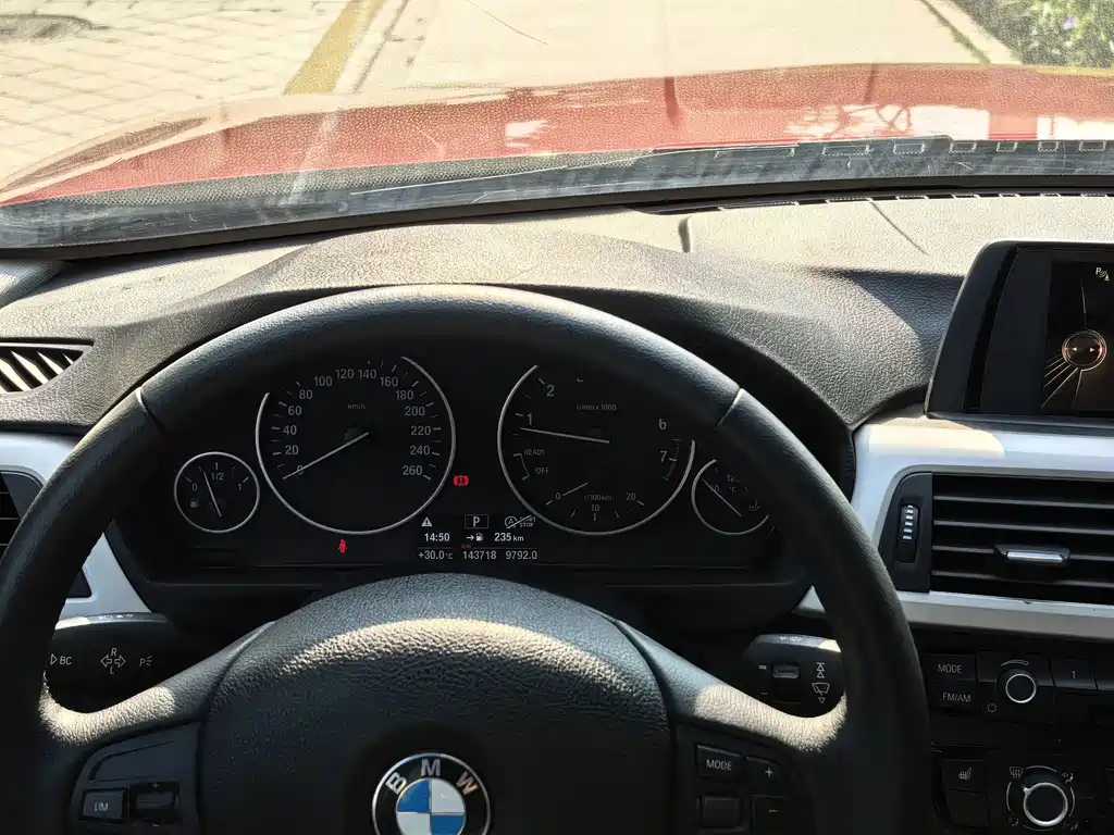 BMW 3 Series — миниатюра 14