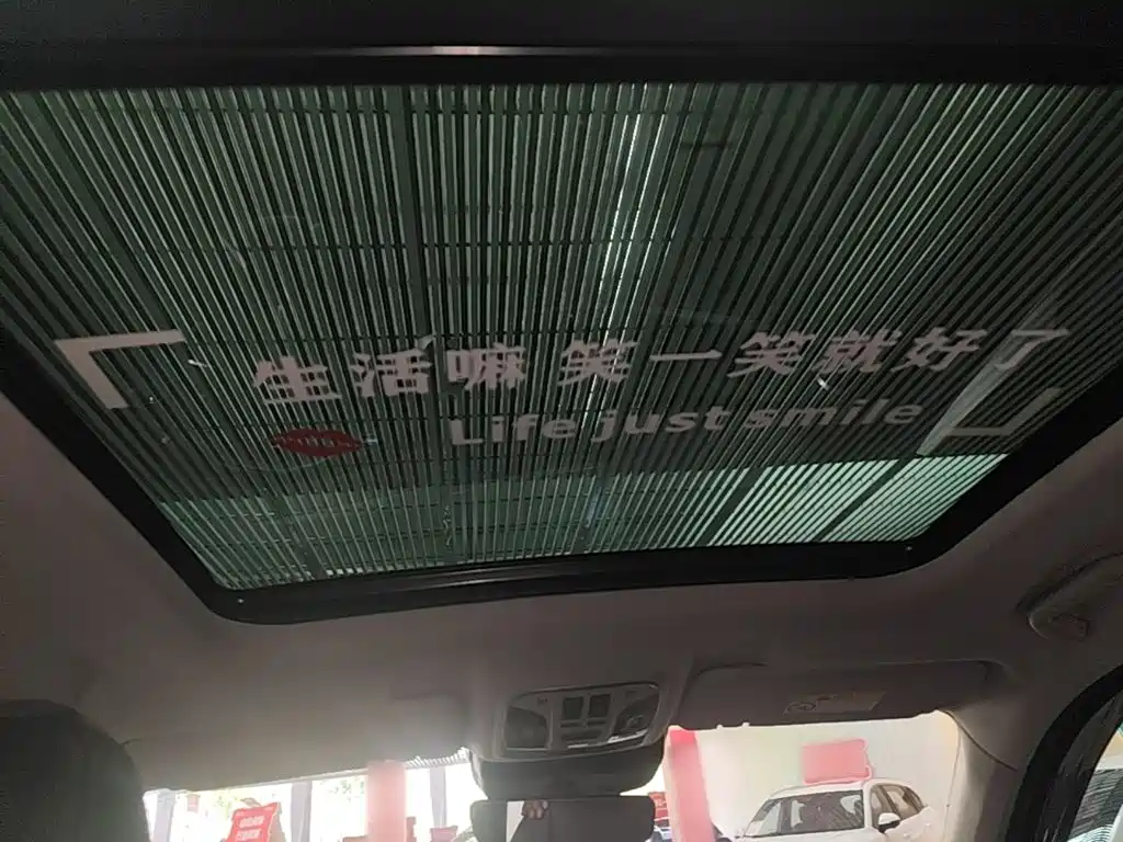 Wey Wey VV6 — миниатюра 18