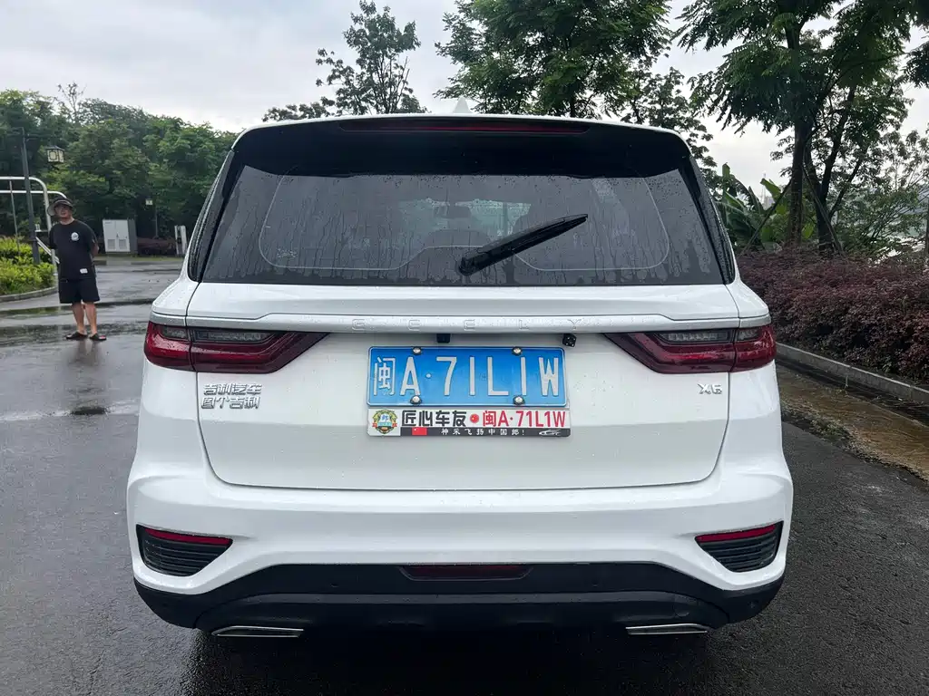 Geely Vision X6 — миниатюра 5