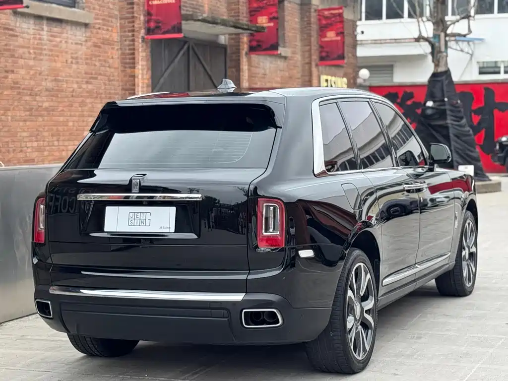 ROLLS-ROYCE CULLINAN
