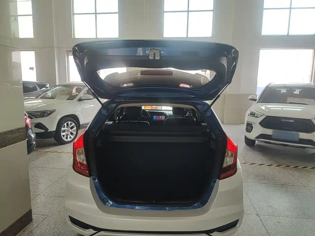 Honda Fit — миниатюра 19