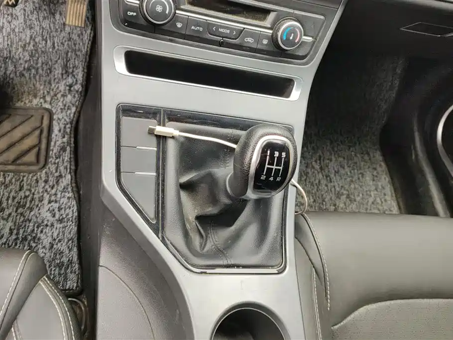 GEELY AUTOMOBILE EMGRAND