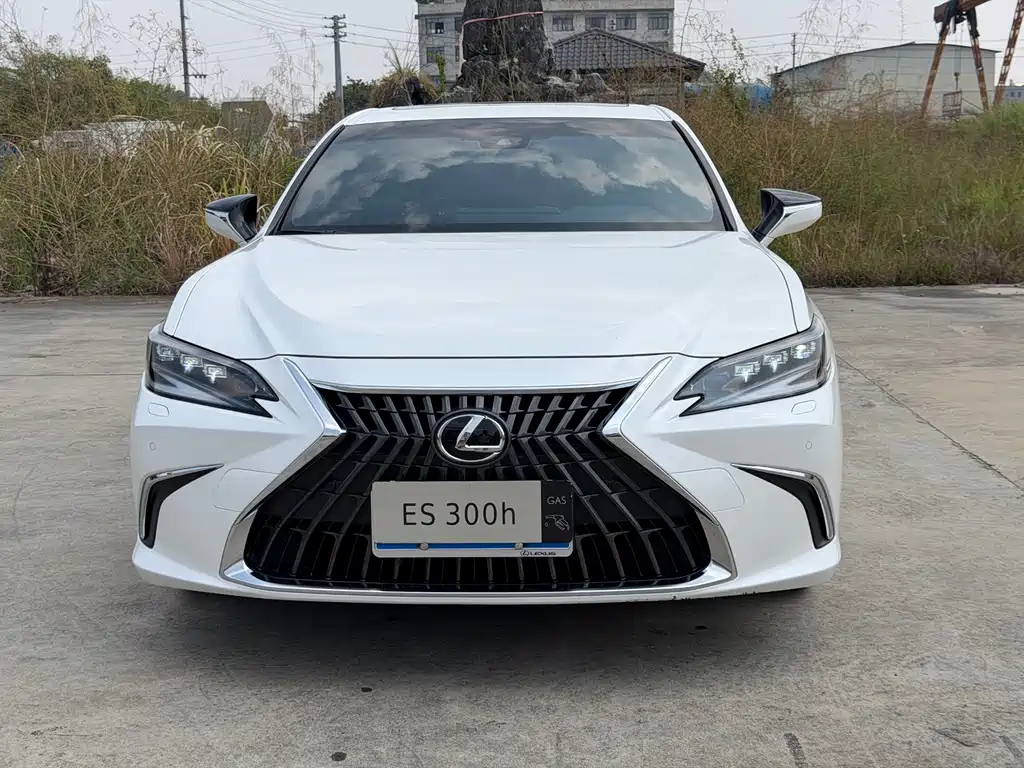 Lexus ES — миниатюра 2