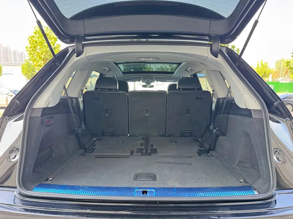 Audi Q7 — миниатюра 25