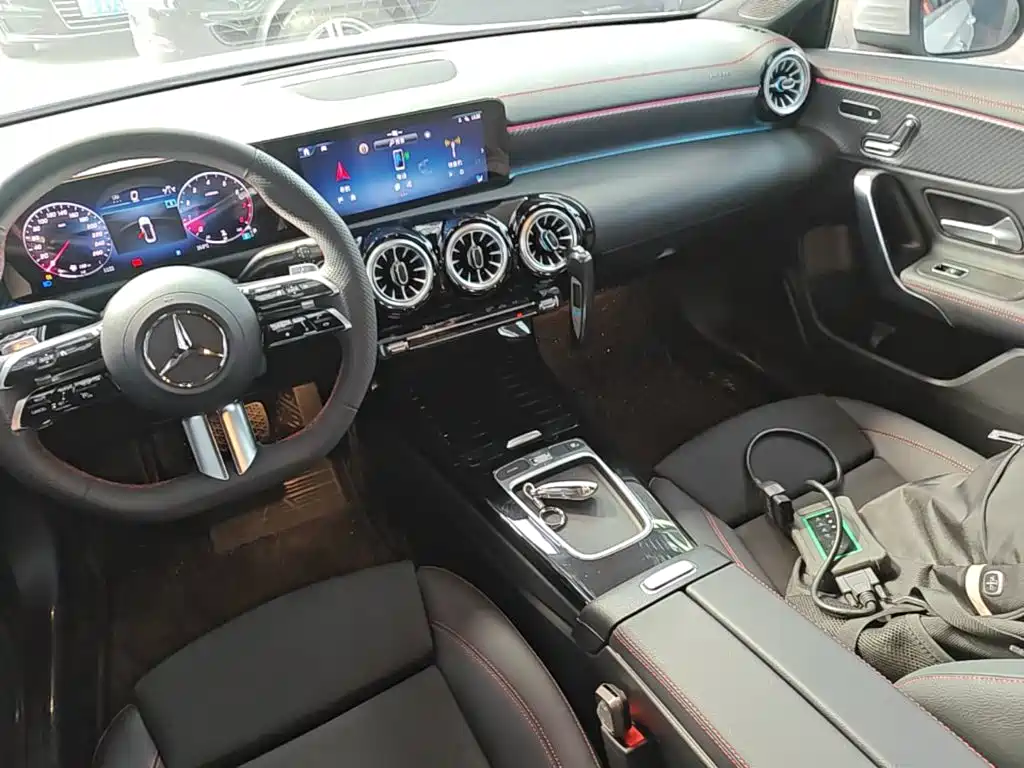 Mercedes-Benz A-Class — миниатюра 14