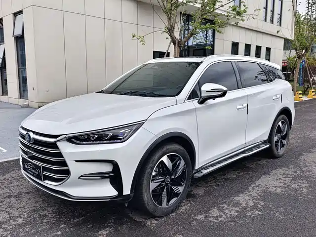 2023 BYD Tang