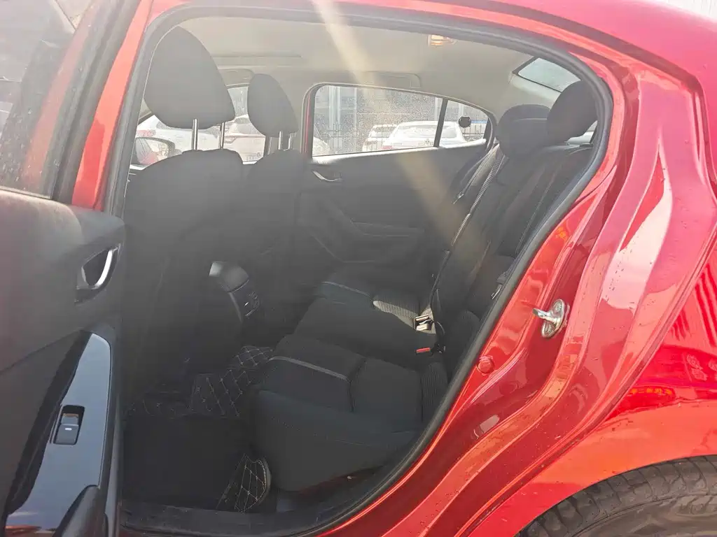 Mazda 3 Axela — миниатюра 5