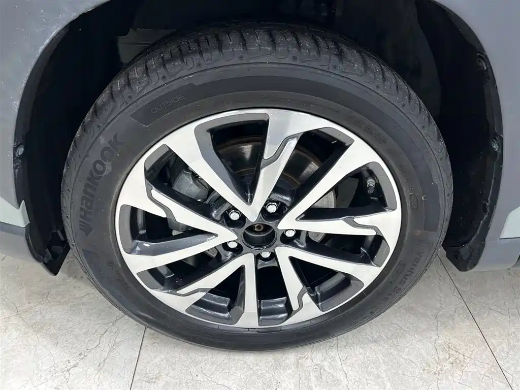 TOYOTA COROLLA SHARP AMPLIFIER