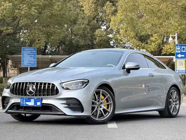 MERCEDES-BENZ E CLASS