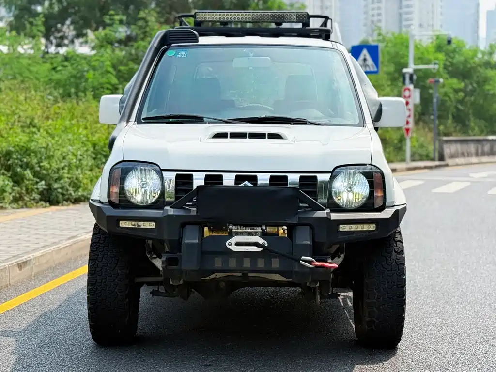 Suzuki Jimny — миниатюра 2