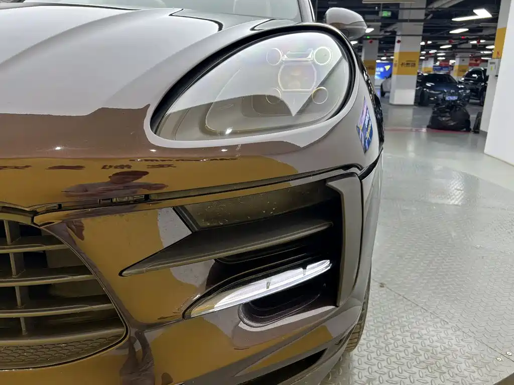 Porsche Macan — миниатюра 8
