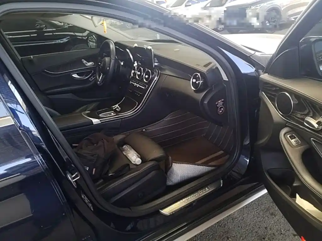Mercedes-Benz C-Class — миниатюра 9