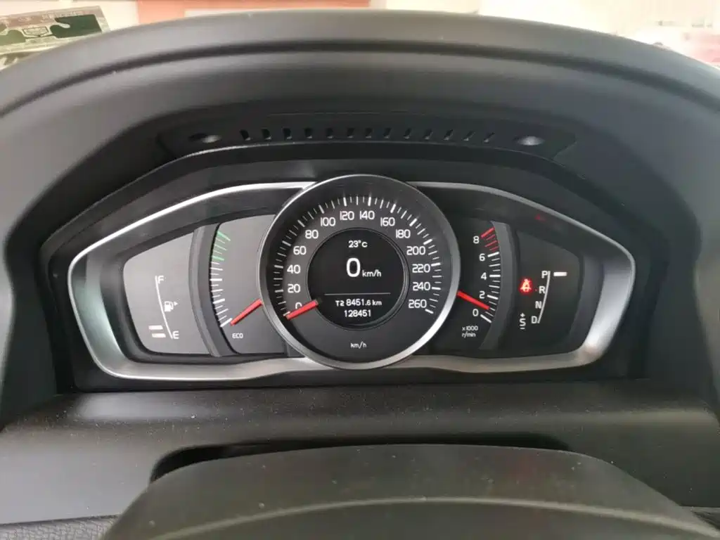 Volvo XC60 — миниатюра 12