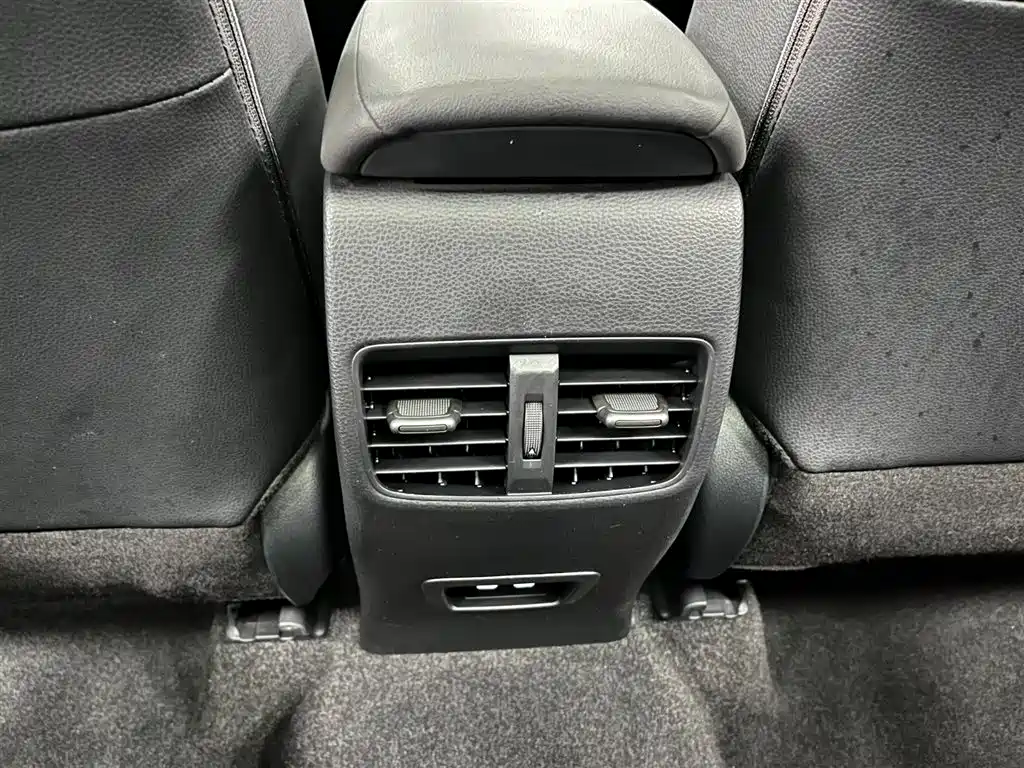 TOYOTA COROLLA SHARP AMPLIFIER