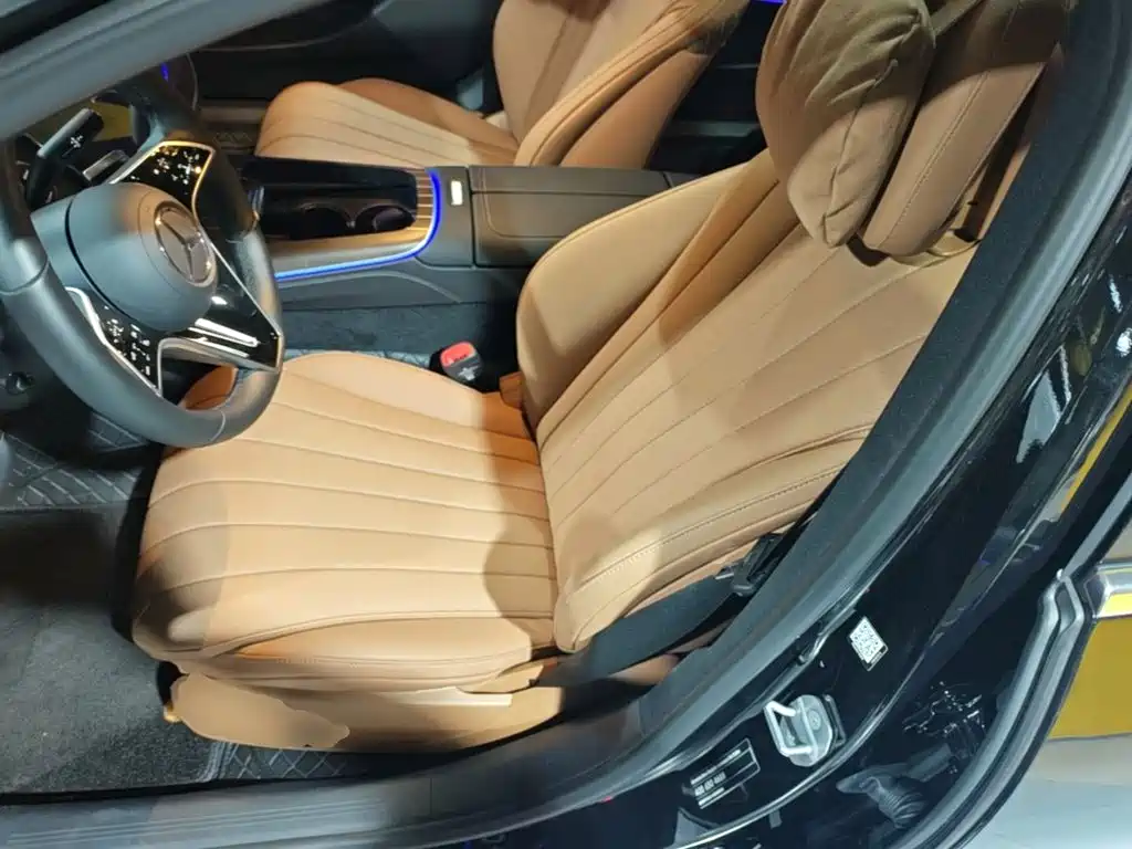 Mercedes-Benz E-Class — миниатюра 15