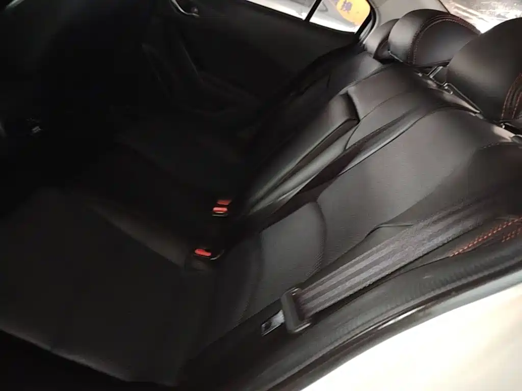 Mazda 3 Axela — миниатюра 17