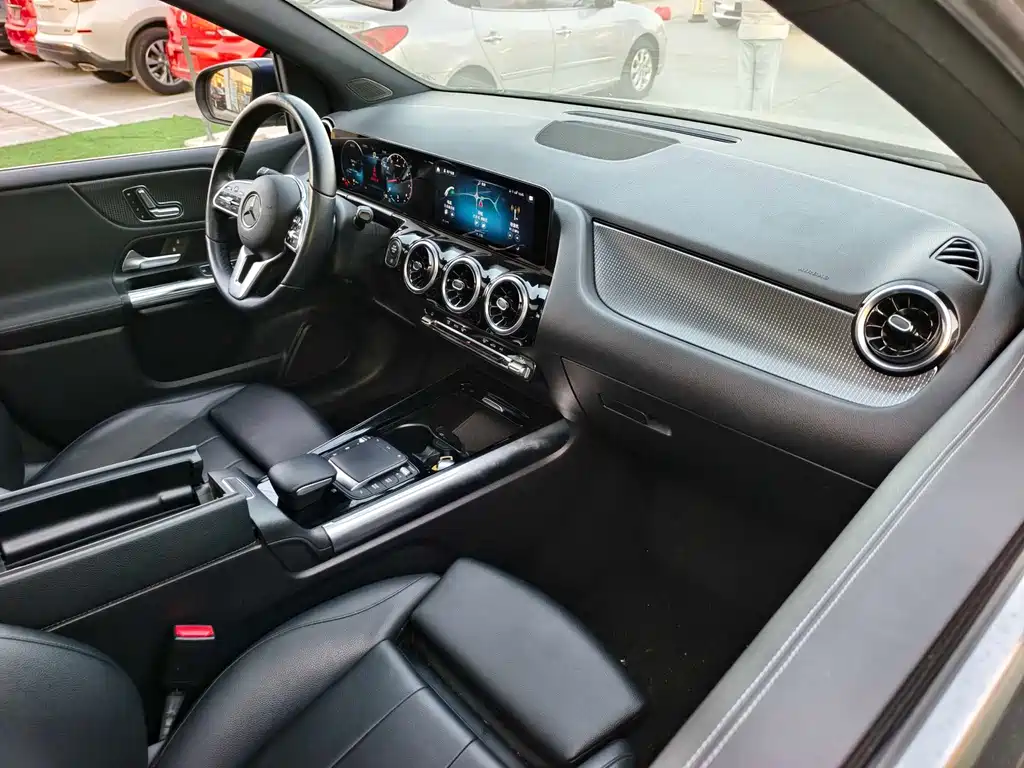 MERCEDES-BENZ B CLASS