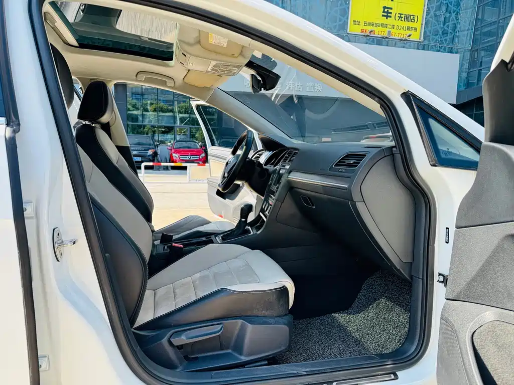 Volkswagen Golf — миниатюра 7