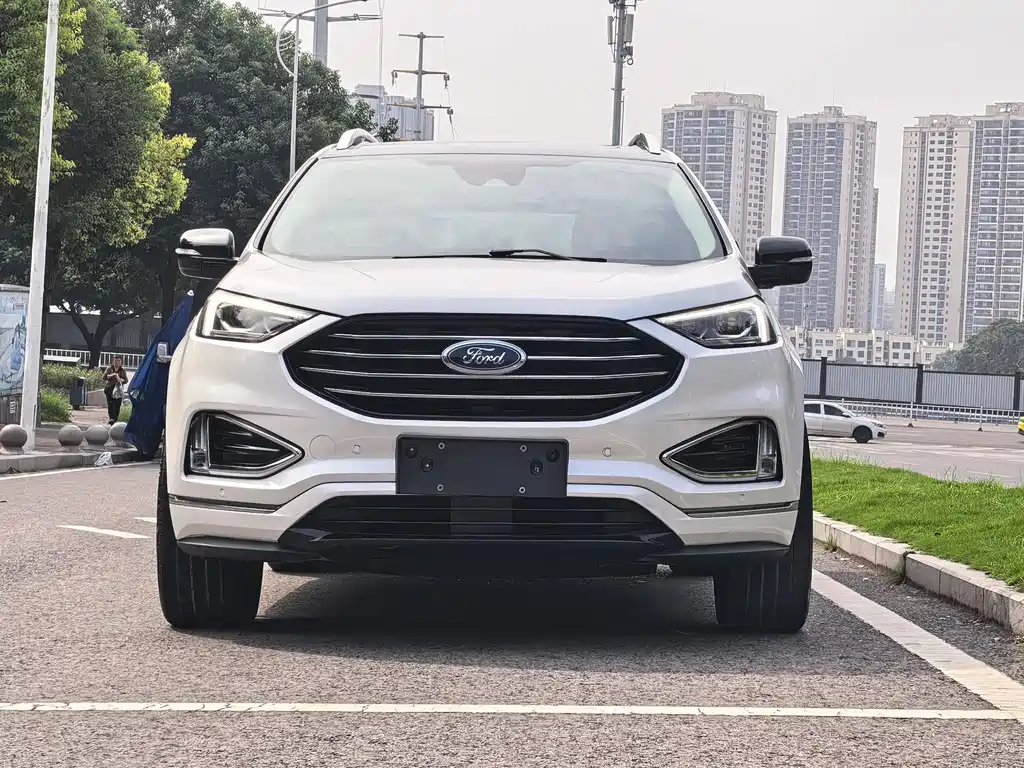 Ford Edge — миниатюра 2