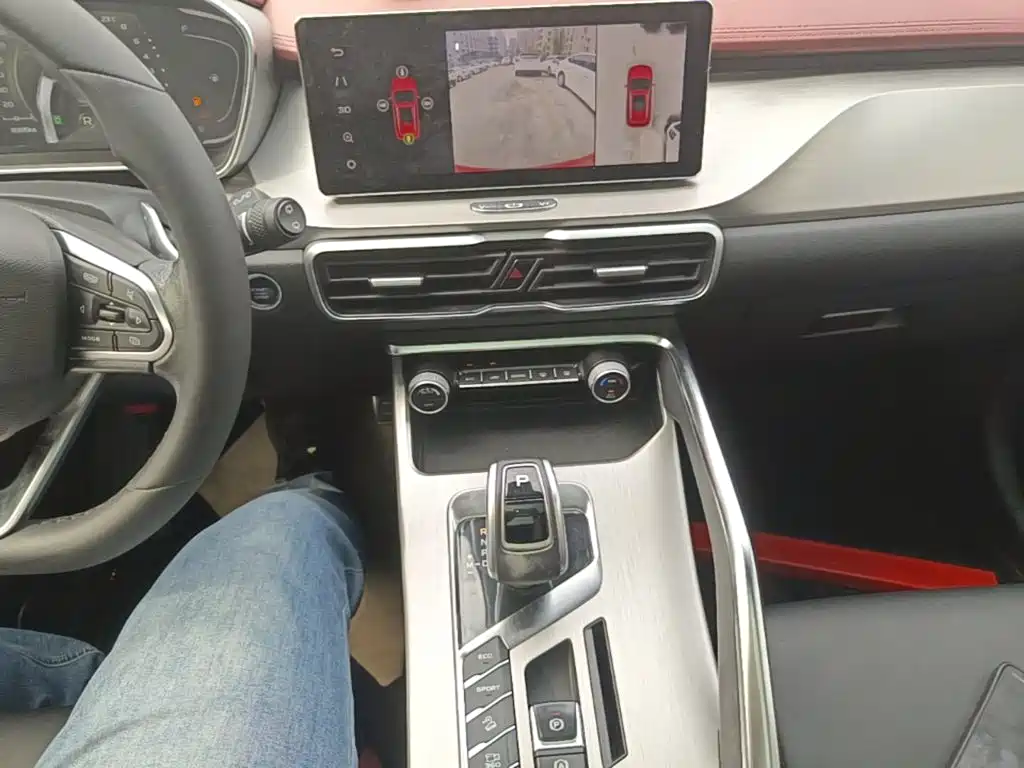 Geely Binyue — миниатюра 14