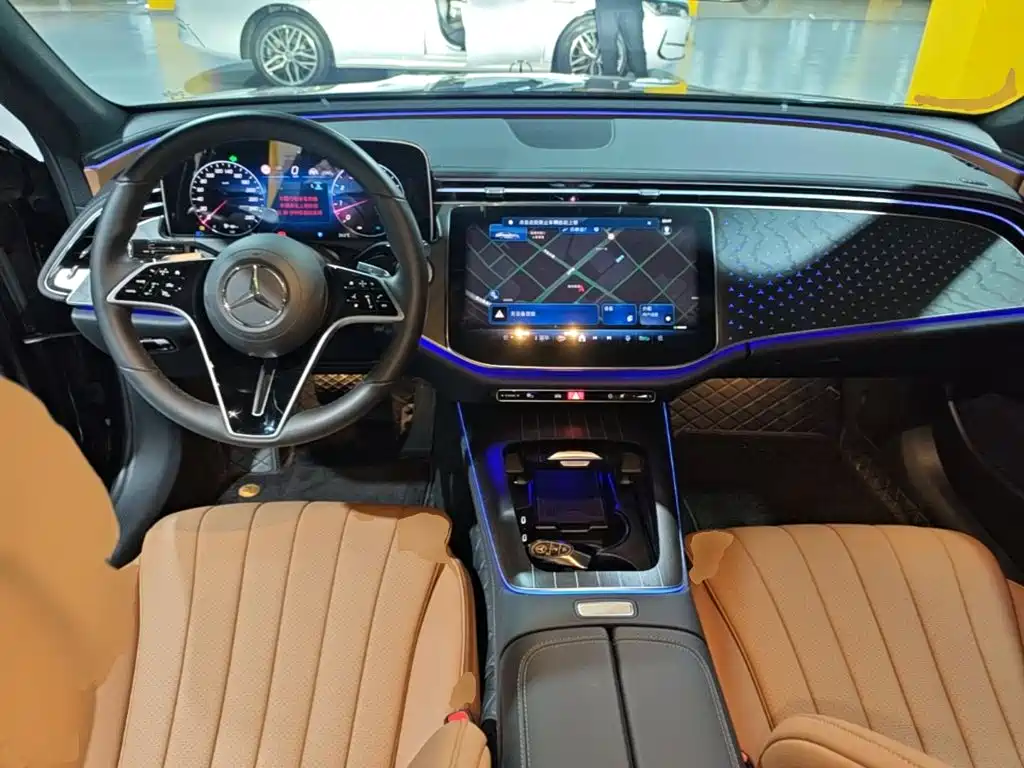 Mercedes-Benz E-Class — миниатюра 10