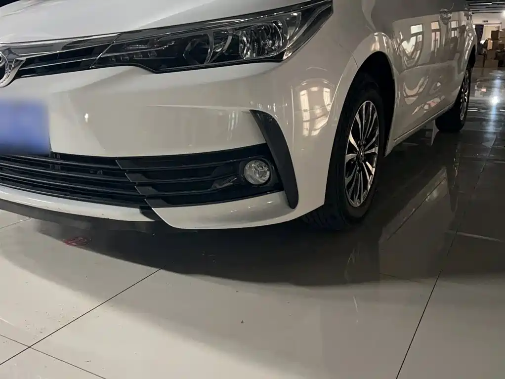 Toyota Corolla — миниатюра 11