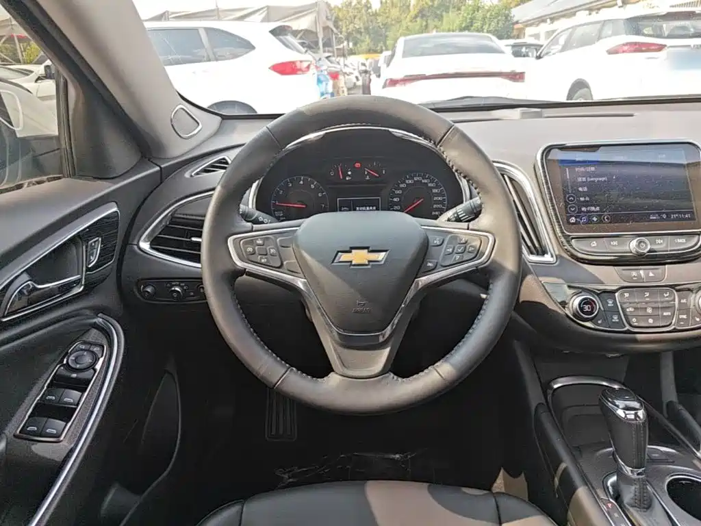 Chevrolet Malibu XL — миниатюра 11