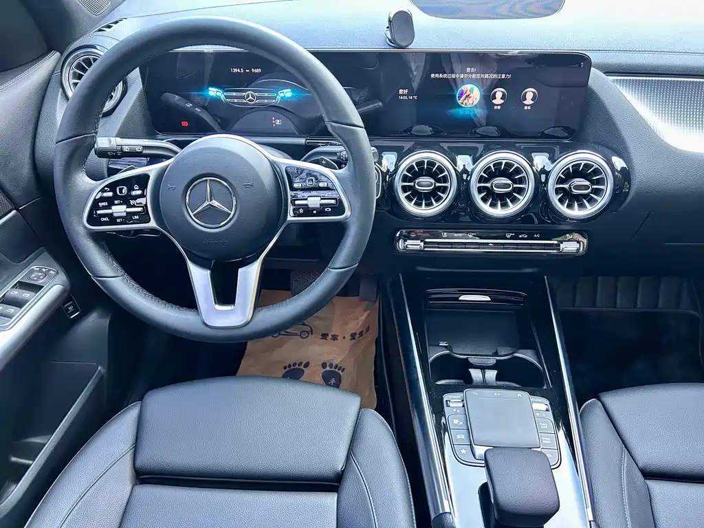 Mercedes-Benz GLA — миниатюра 10