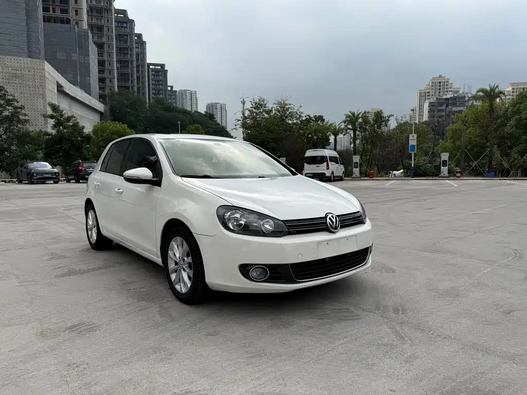 Volkswagen Golf — миниатюра 2