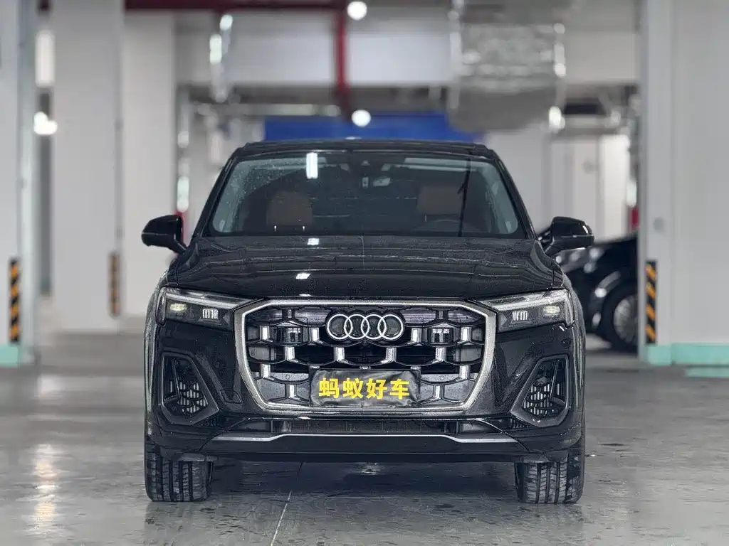 Audi Q7 2024 55 TFSI quattro S line Sport