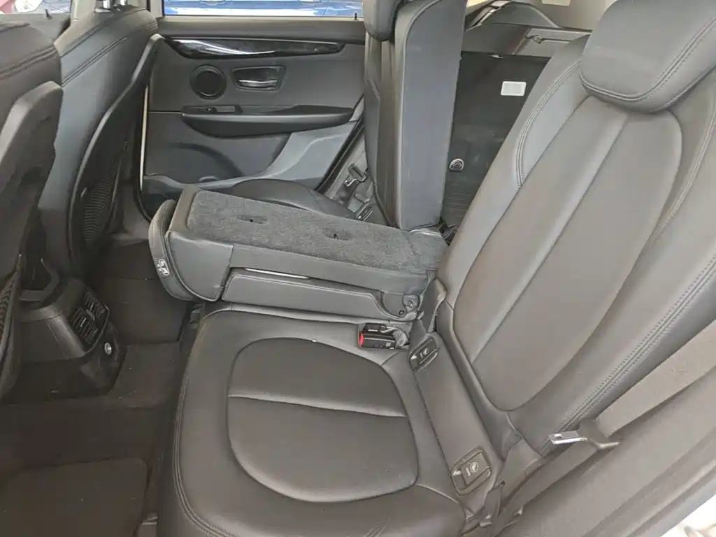 BMW 2 Series Active Tourer (Import) — миниатюра 17