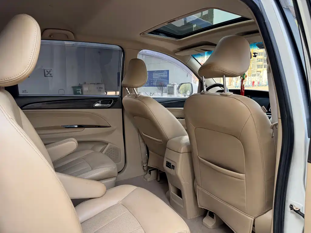Baojun 730 — миниатюра 8