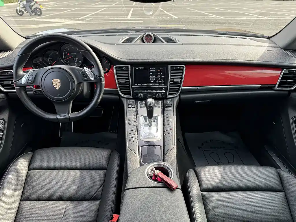 Porsche Panamera — миниатюра 5