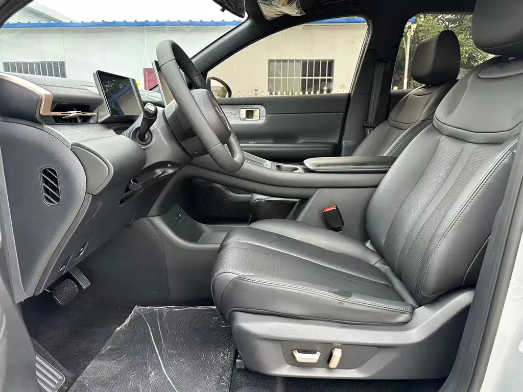 Wuling Xingguang S — миниатюра 6