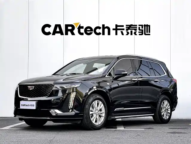 CADILLAC XT6