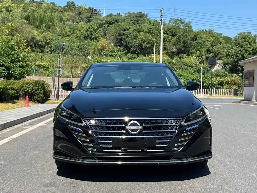 Nissan Teana — миниатюра 2
