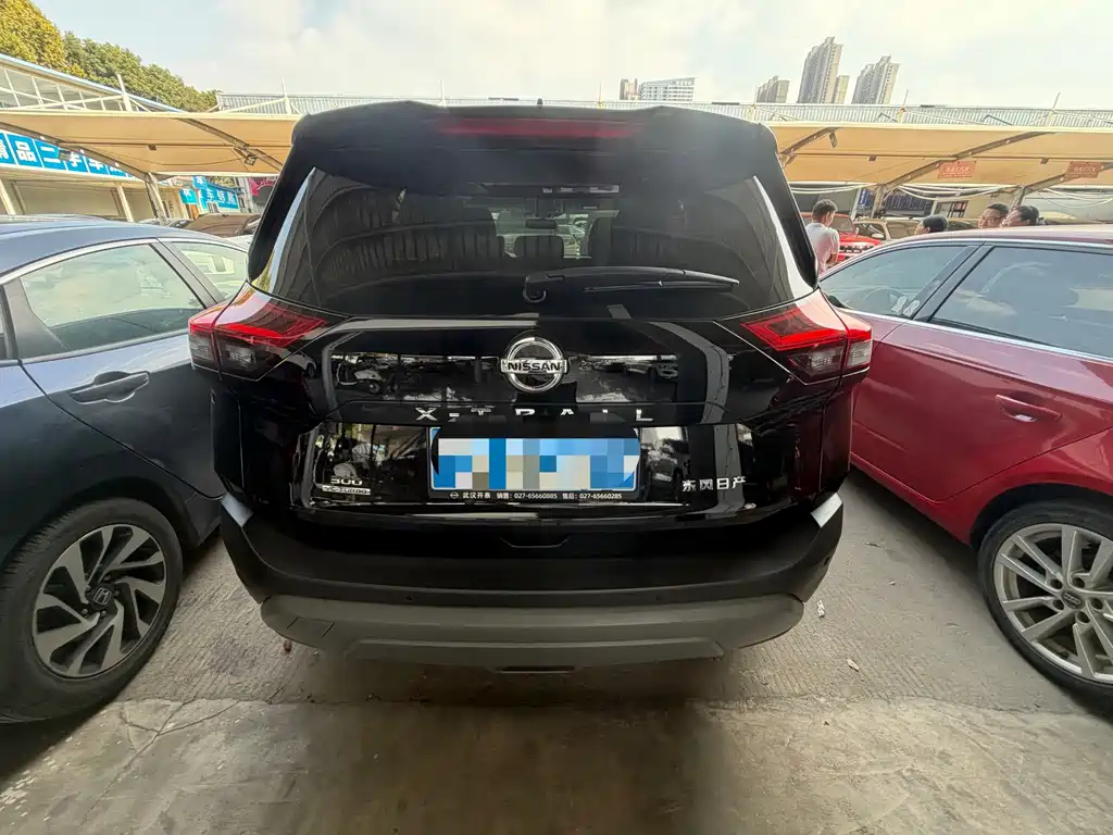 Nissan X-Trail — миниатюра 10