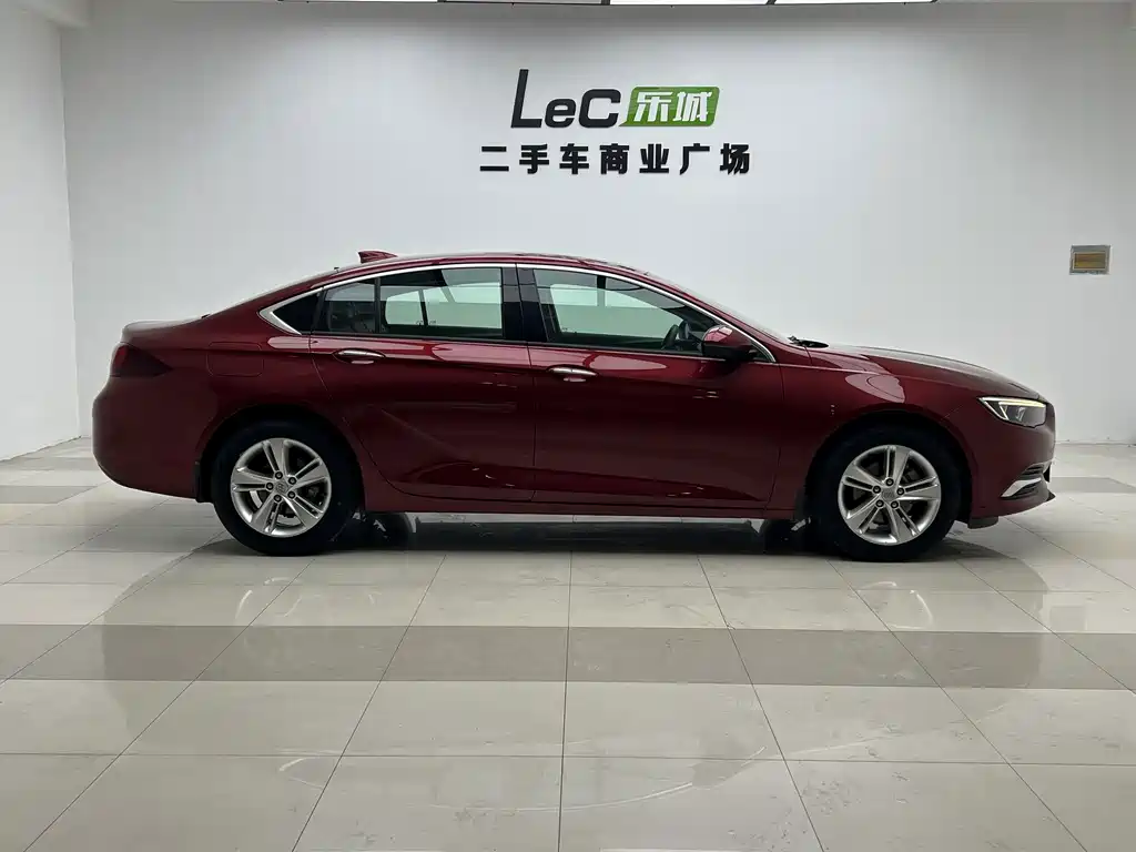 Buick Regal — миниатюра 7