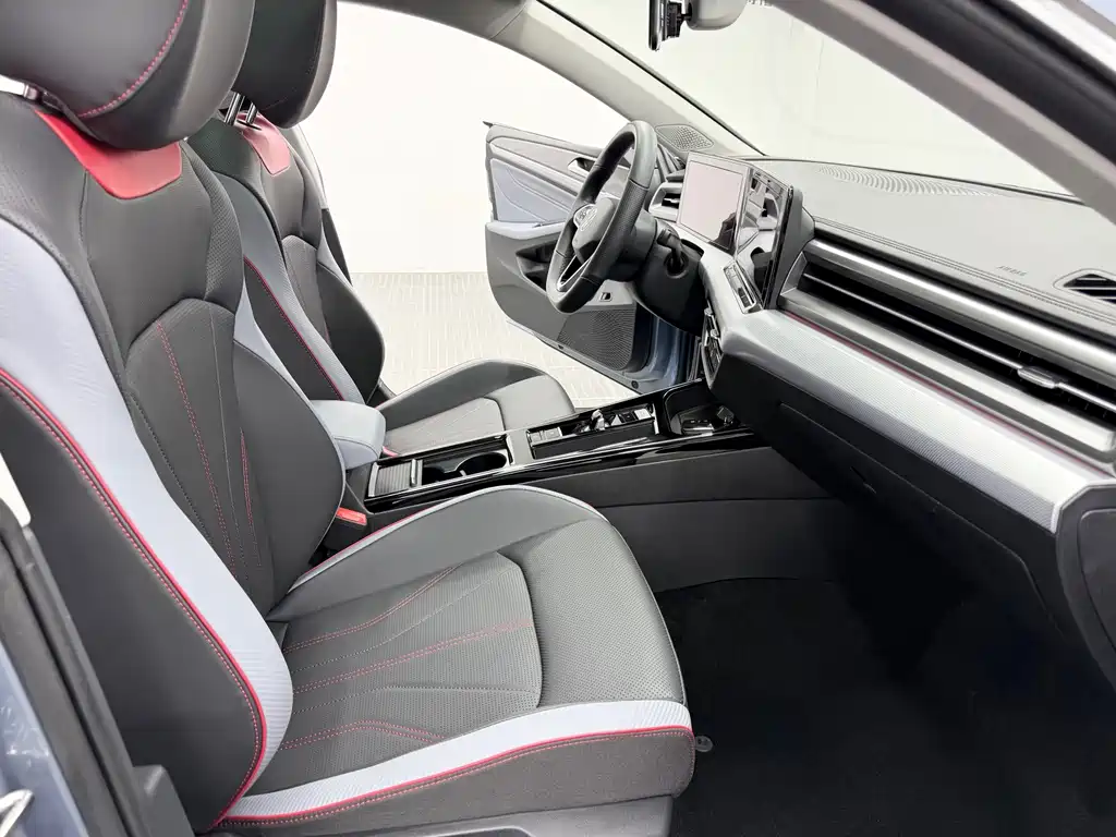 Volkswagen Lamando — миниатюра 8
