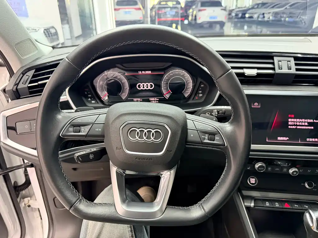 Audi Q3 — миниатюра 15