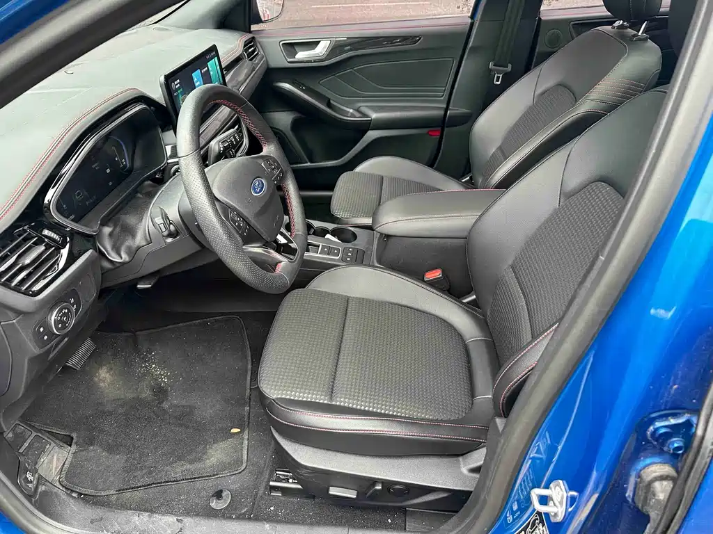 Ford Focus — миниатюра 4