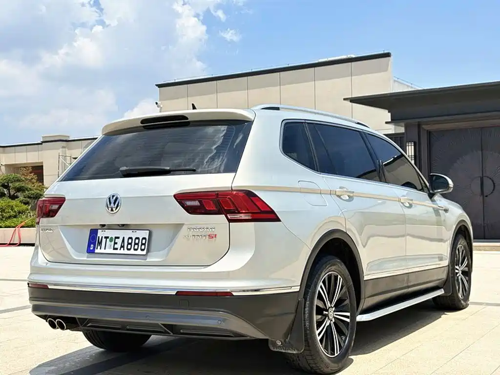 Volkswagen Tiguan L — миниатюра 4