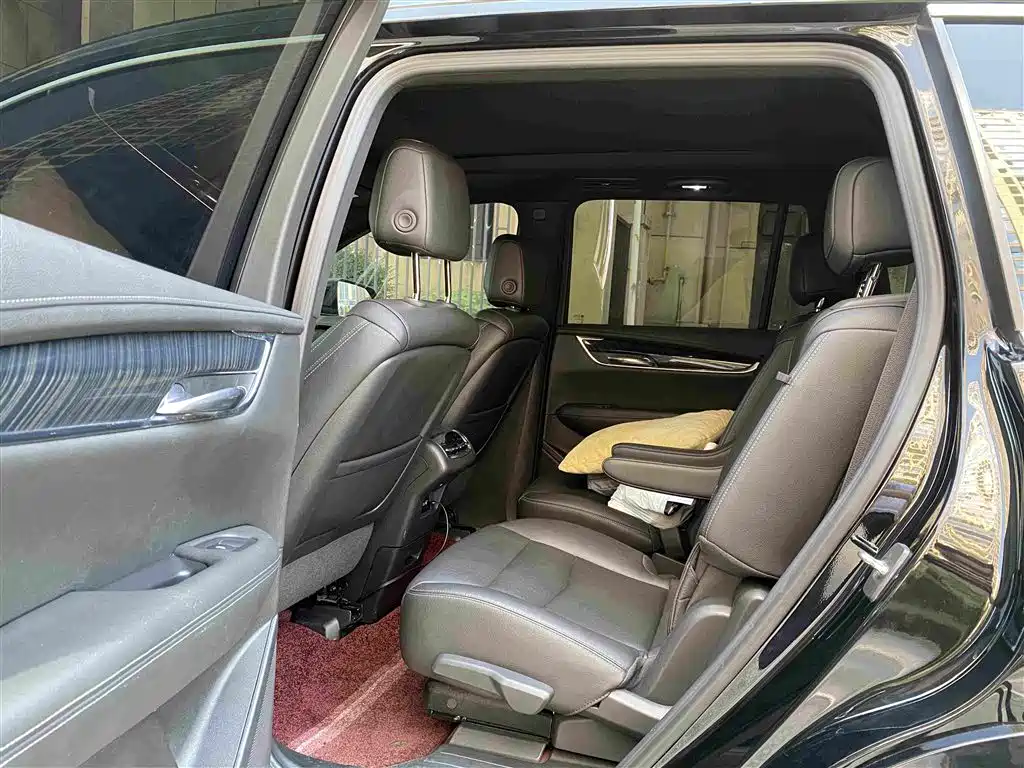Cadillac XT6 — миниатюра 6