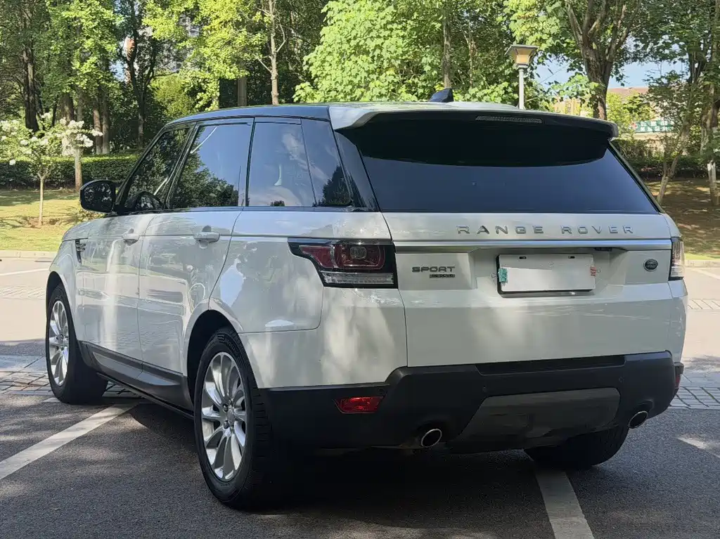Land Rover Sport — миниатюра 3