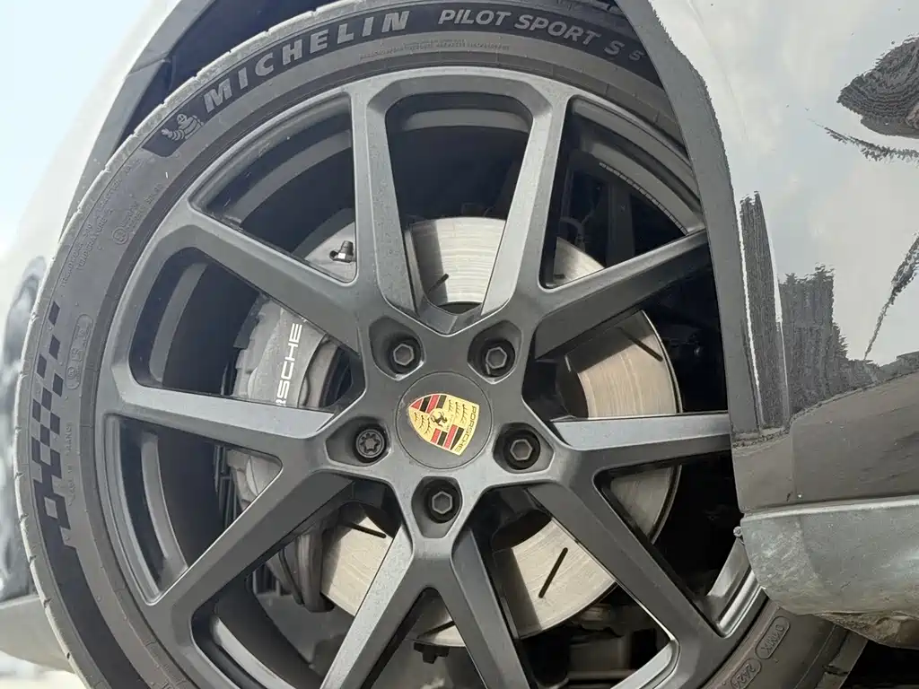 Porsche Panamera — миниатюра 16